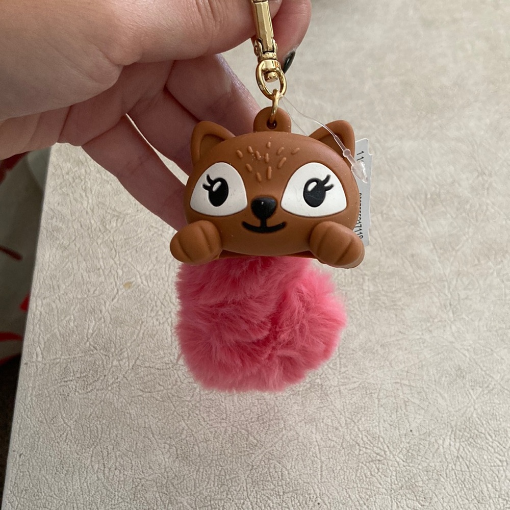 Bath and body works fox hand sanitizer holder NWT